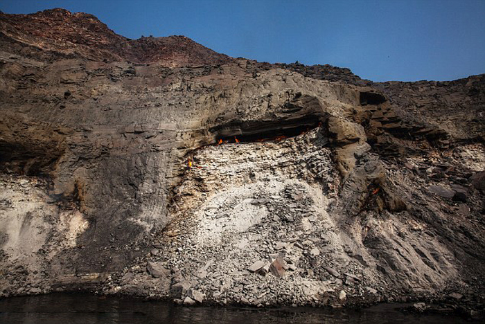 Coal field fire, Jharia, Dhanbad, Jharkhand, India