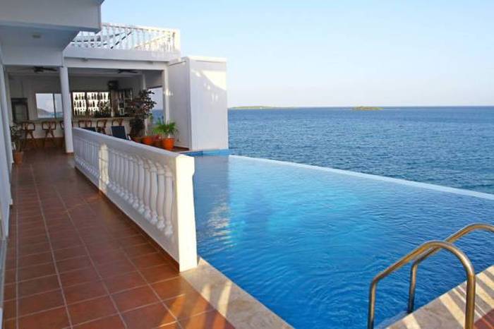 Villa on Dunbar Rock, Bay Islands, Guanaja, Honduras, Carribbean Sea