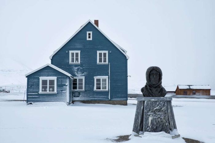 Ny-Ålesund, Oscar II Land, Spitsbergen, Svalbard, Norway