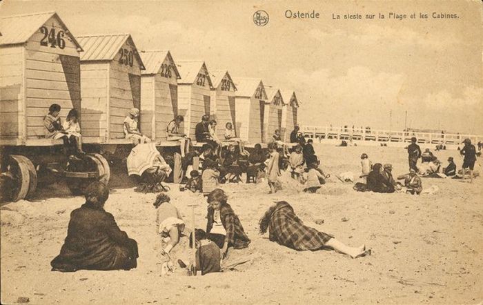 History: Bathing machine devices on the beach, 18th-19th century, Europe