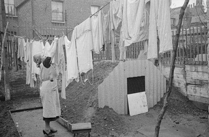 History: World War II photography, Anderson shelter