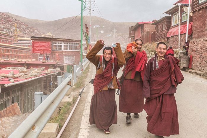 Larung Gar Valley, Sêrtar County of Garzê, Tibet, Kham, China