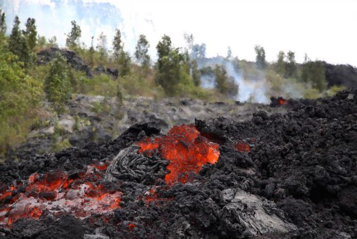 Kilauea volcano. Hawaiian Islands, United States