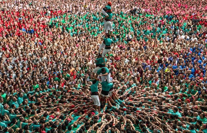 Castell, human tower, Catalonia, Spain