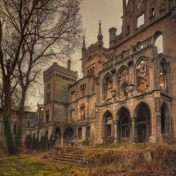 abandoned places around the world