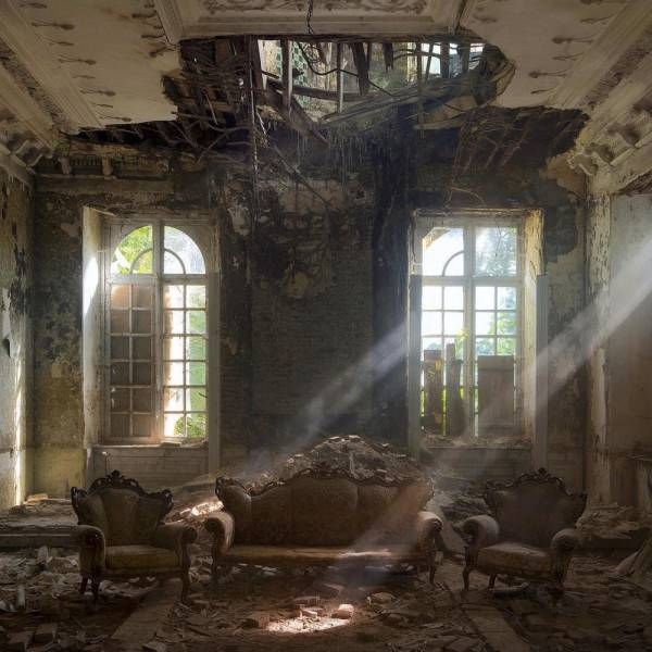 abandoned places around the world