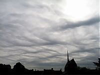 Trek.Today search results: clouds formation