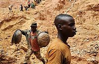 World & Travel: Gold mining, Congo