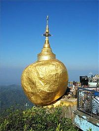 World & Travel: Myanmar, Mount Chaykto, Pagoda Chayttiyo