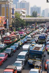 World & Travel: Traffic jam in the world