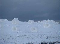 World & Travel: Snow rolls, unique natural phenomenon