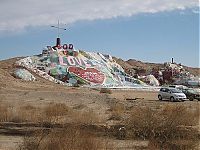 World & Travel: Salvation mountain by Leonard Knight