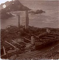 World & Travel: History: House on the rock, 1907, San Francisco, United States