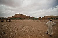 World & Travel: The fortress at the river, Casbah Ait-Ben-Haddou