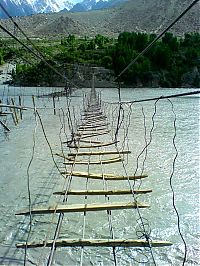 Trek.Today search results: dangerous bridges