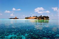 World & Travel: The Maldives Islands, Indian Ocean