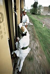 World & Travel: Life in India