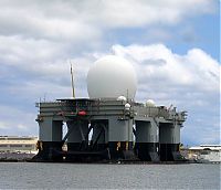 World & Travel: Sea-Based X-Band Radar (SBX), detecting missiles, military, United States