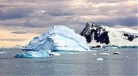 World & Travel: iceberg