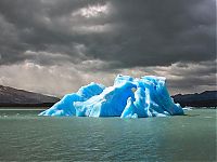 World & Travel: iceberg