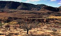 World & Travel: Extraction of sapphires, Madagascar