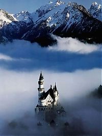 World & Travel: Neuschwanstein Castle, Hohenschwangau, Bavaria, Germany