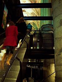 World & Travel: Bookshop in the Dominican church, Maastricht, Netherlands