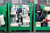 World & Travel: Computers cemetery, China