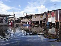 World & Travel: Flooding, Philippines