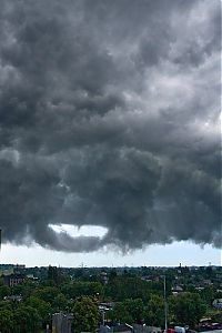 World & Travel: clouds formation