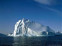 World & Travel: iceberg