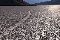 World & Travel: Floating stones in the Valley of Death