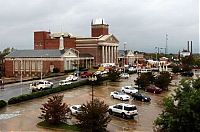 World & Travel: Collapse of the church dome because of strong wind, driver survived, Shreveport, Louisiana