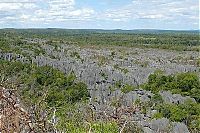 World & Travel: Stone Forest in Madagascar, Manambulu - Bemaraha