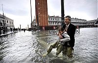 World & Travel: world photo news