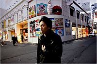 World & Travel: Atsushi Nakanishi, 40 years, jobless after crisis, Capsule Hotel Shinjuku 510, Tokyo, Japan