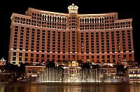 Trek.Today search results: Fountains show in Las Vegas, Nevada, United States