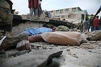 World & Travel: Earthquake in Haiti, 16 km from Port-au-Prince