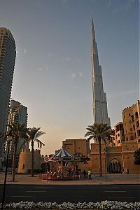 World & Travel: Burj Khalifa, Burj Dubai, skyscraper  in Dubai, United Arab Emirates