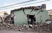 Trek.Today search results: 3 days after earthquake in Chile, South America