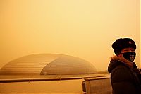 Trek.Today search results: Sandstorms whip across China‎