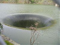 World & Travel: Monticello dam, largest drain hole