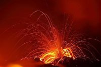 World & Travel: volcanoes around the world