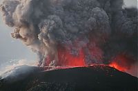 World & Travel: volcanoes around the world