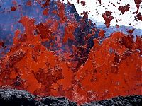 World & Travel: volcanoes around the world