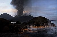 World & Travel: volcanoes around the world