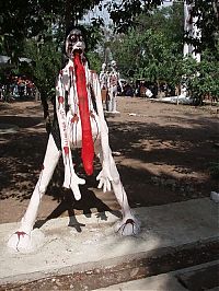 World & Travel: Wat Chaiya Phum Phithak, Thailand