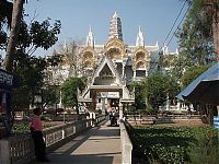 World & Travel: Wat Chaiya Phum Phithak, Thailand