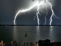 World & Travel: lightning photography