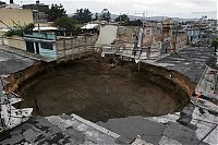 Trek.Today search results: Agatha causes massive sinkhole‎, Guatemala City, Republic of Guatemala